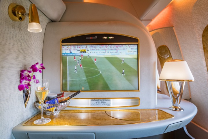 迪奥曼德加,盟顶级经纪,团队,亚博体育,亚博体育官网,亚博体育app,亚博体育下载